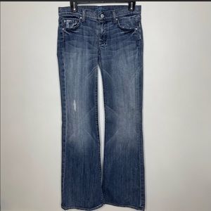 7 For All Mankind jeans. In GREAT condition!